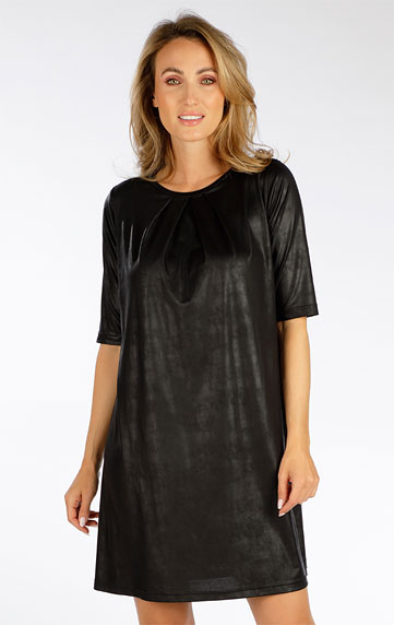 Damen Kleid kurzarm.