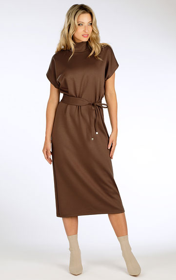 Damen Kleid kurzarm.